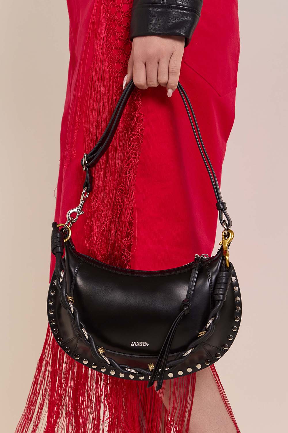 תמונת כל הלוק של תיק כתף אוסקן מון